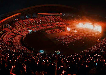 leyu.乐鱼透明屏闪耀周杰伦张韶涵演唱会和GETshow展！